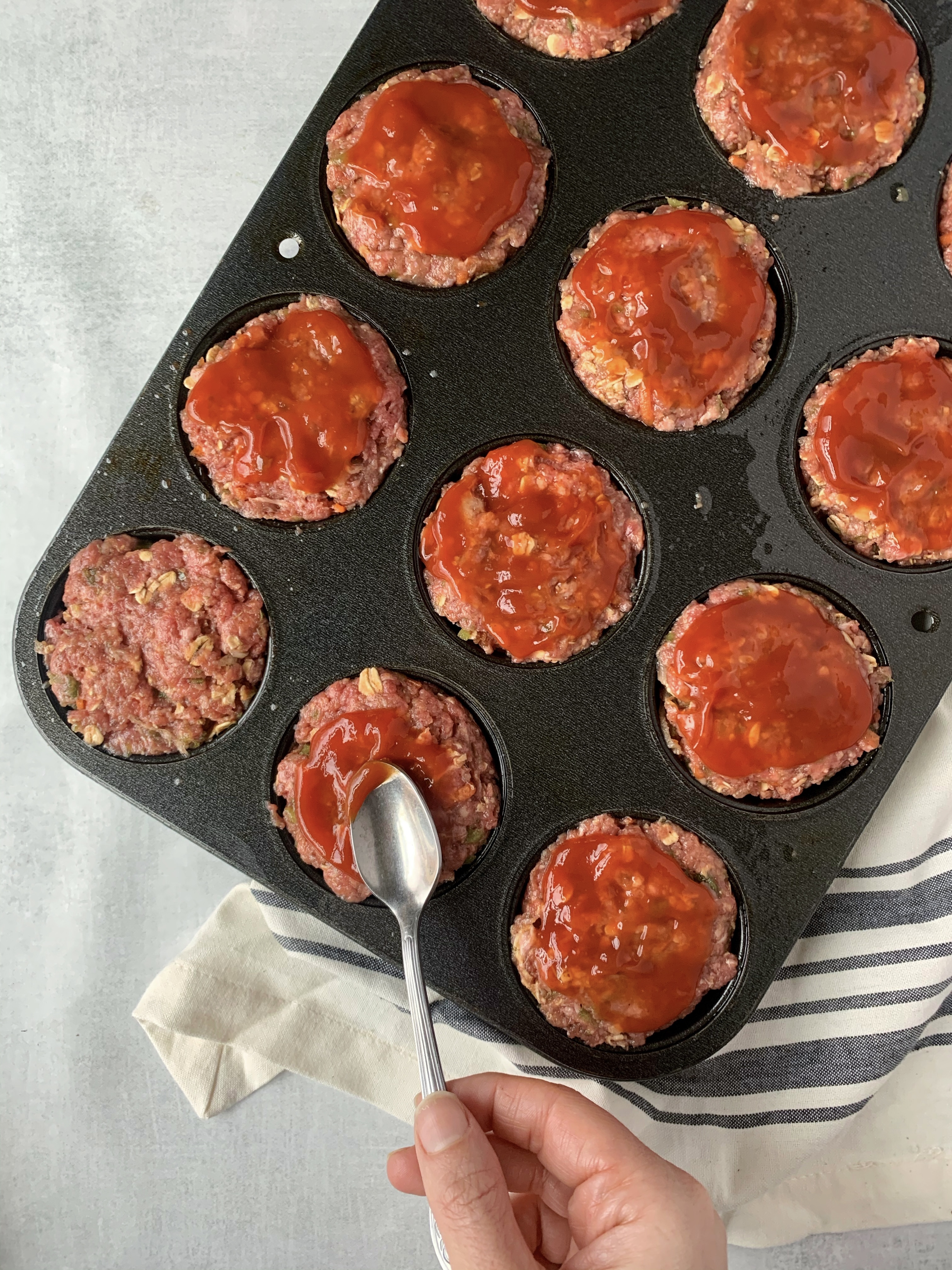 Muffin Tin Meatloaves